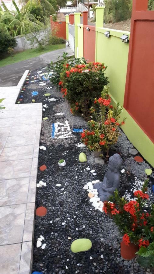 La Casa Binecha Avec Jacuzzi Villa Baillif Exterior photo